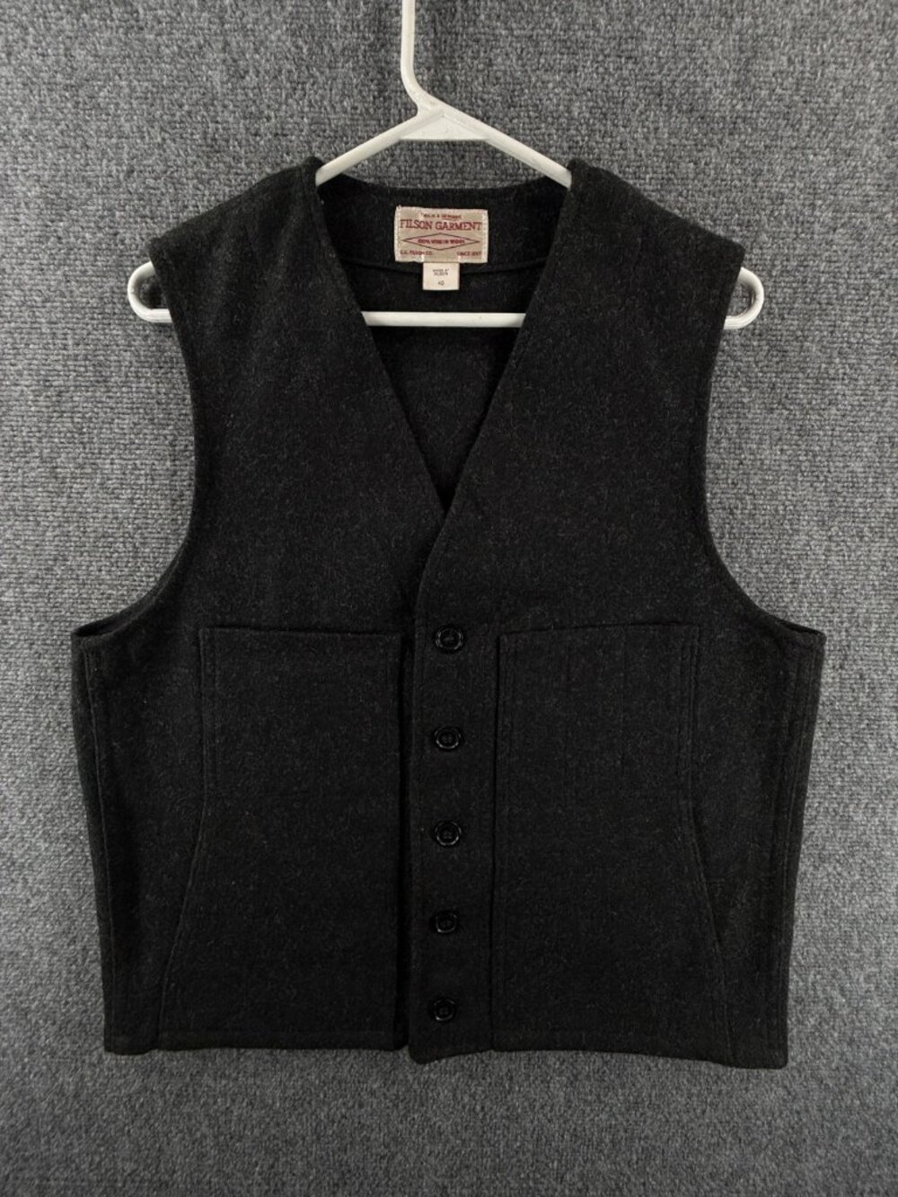 Filson Mackinaw Virgin Wool Vest Black Gray Size 40 Pockets STYLE 10055AL Men